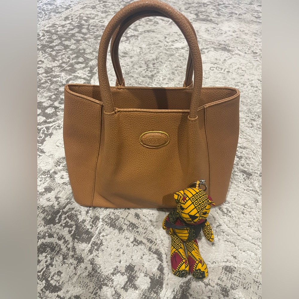 Tod's Tan Leather Tote Bag